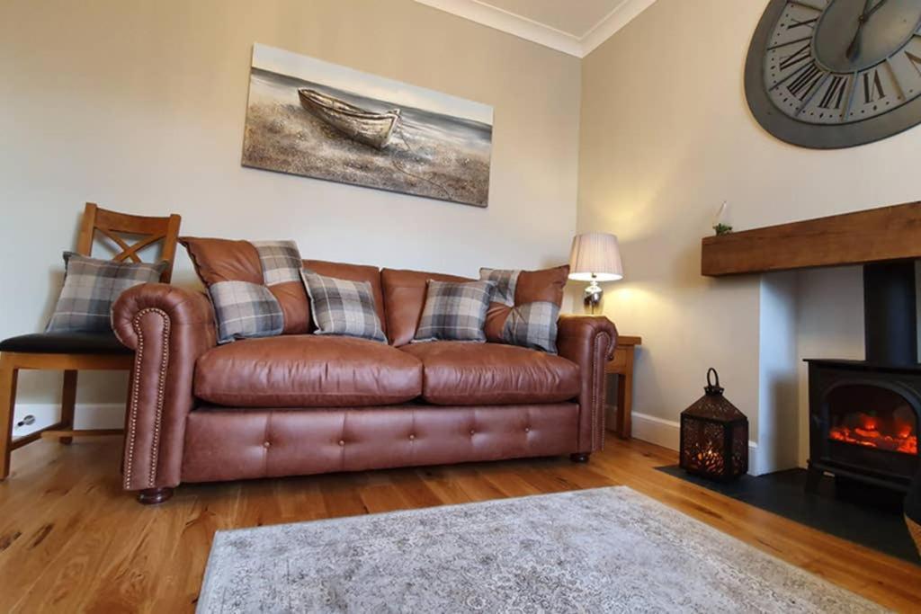 Smart & Stylish Holiday Apartment In The City Centre Inverness Exterior photo