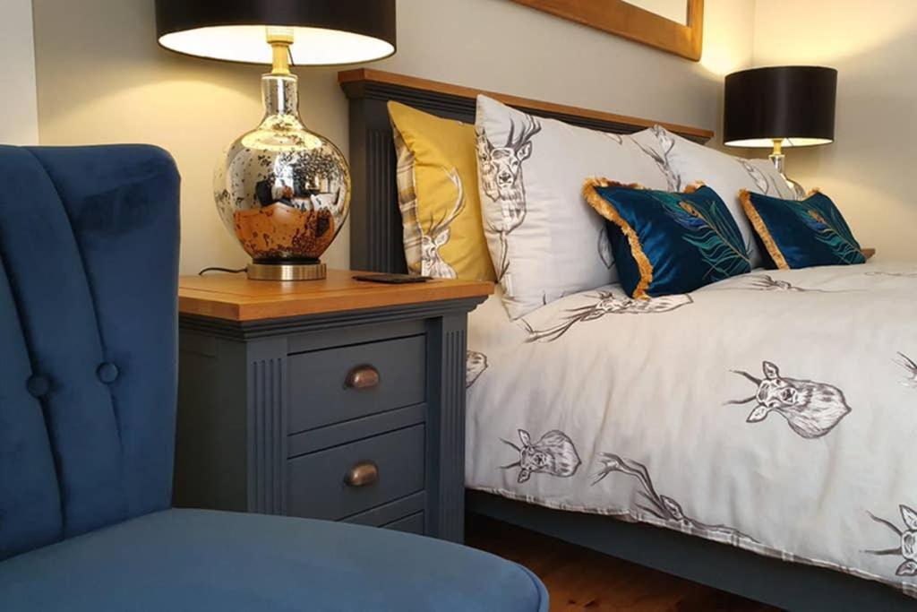 Smart & Stylish Holiday Apartment In The City Centre Inverness Exterior photo