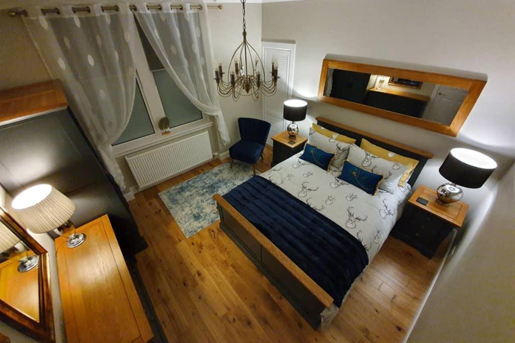 Smart & Stylish Holiday Apartment In The City Centre Inverness Exterior photo
