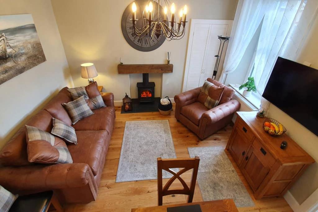 Smart & Stylish Holiday Apartment In The City Centre Inverness Exterior photo