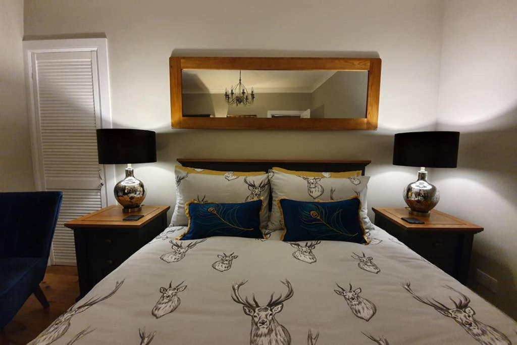 Smart & Stylish Holiday Apartment In The City Centre Inverness Exterior photo